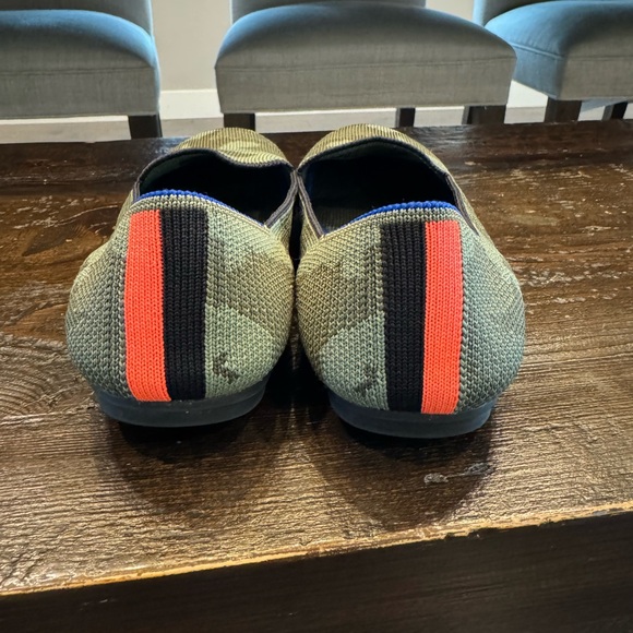 Rothy’s - Picture 5 of 6